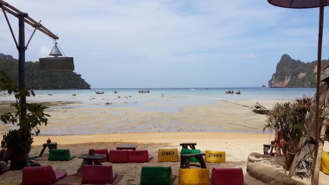 Stones Bar Dorm Rooms Koh Phi Phi Exterior photo